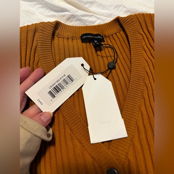 Universal Standard. Size 18/20 top - Picture 5 of 8